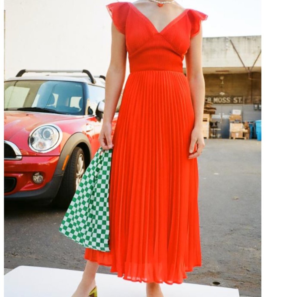 Lisa Says Gah Anoki Dress